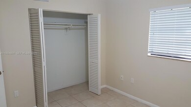 15969 NW 64th Ave unit 105, Miami Lakes, FL 33014 - photo 5