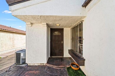 1012 S 45th St, San Diego, CA 92113 - photo 5