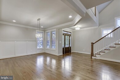 2117 Grayson Place, Falls Church, VA 22043 - photo 6