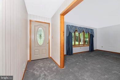 7914 Runnymeade Dr, Frederick, MD 21702 - photo 3