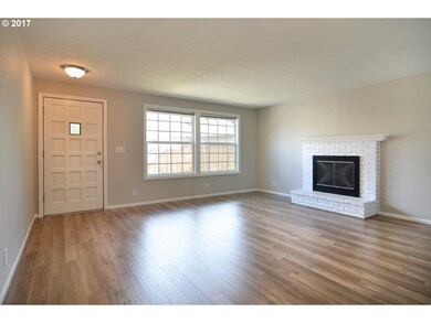 2742 Cheryl St, Eugene, OR 97408 - photo 5