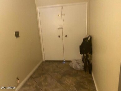 8140 W Amelia Ave, Phoenix, AZ 85033 - photo 4