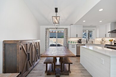 2034 SW 31st St, Redmond, OR 97756 - photo 6