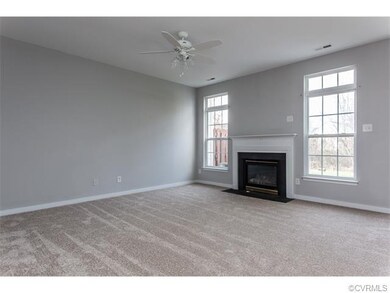 Gas fireplace, fresh carpet, new paint