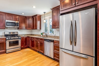 24 Crosman Ave, Swampscott, MA 01907 - photo 4