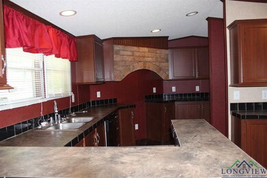 443 Doubletree St, Lufkin, TX 75904 - photo 6