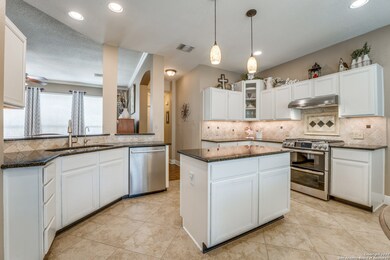 8602 Classic Oaks Ln, San Antonio, TX 78255 - photo 7