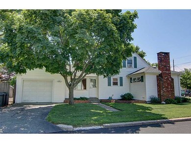 21 Barnard St, Pawtucket, RI 02861 - photo 2