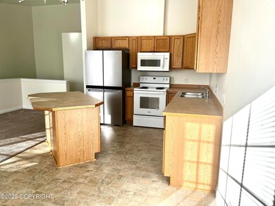 5549 E 43rd Ave, Anchorage, AK 99504 - photo 4