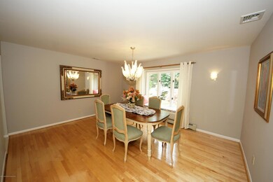 9-Dining Room-29 Jonathan Holmes Rd