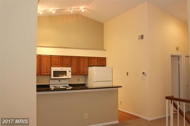 12894 Grays Pointe Rd unit C, Fairfax, VA 22033 - photo 7