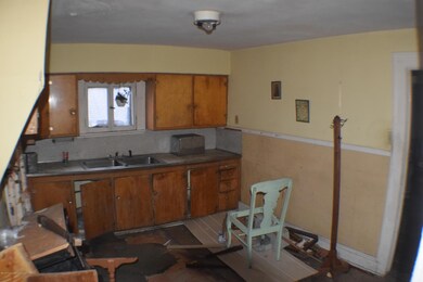 1073 Wyoming Ave, Exeter, PA 18643 - photo 5