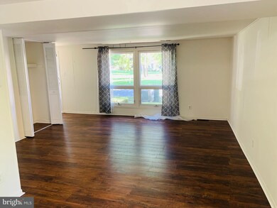 400 West Ct, Glen Burnie, MD 21061 - photo 2