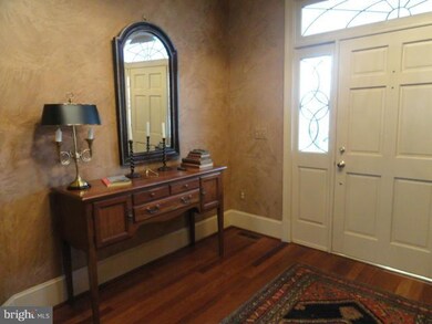 15041 Cold Spring Ct, Gainesville, VA 20155 - photo 4