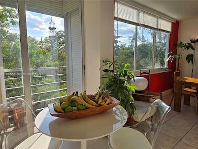 Greynolds Park Club Condominiums unit 515, North Miami Beach, FL 33160 - photo 4