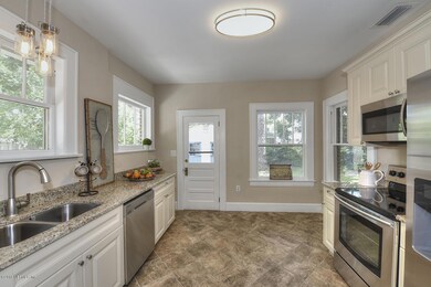 4550 Royal Ave, Jacksonville, FL 32205 - photo 6