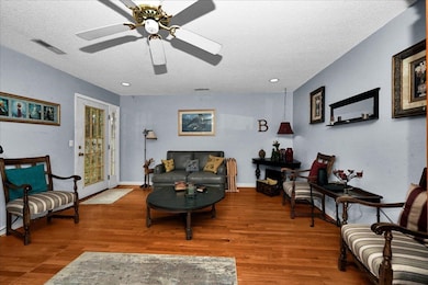 407 11th St SE, Cullman, AL 35055 - photo 4