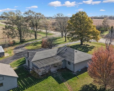 2307 E Pleasant St, Knoxville, IA 50138 - photo 7