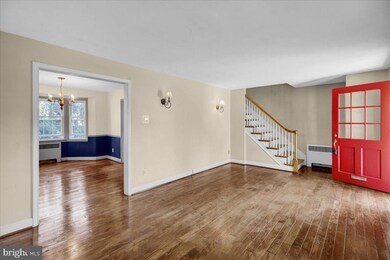 2805 Filbert Ave, Reading, PA 19606 - photo 4