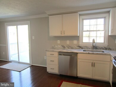 13007 Brookmill Ct, Laurel, MD 20708 - photo 7