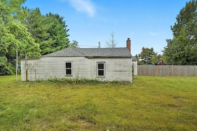 300 S West St, Plainfield, WI 54966 - photo 5