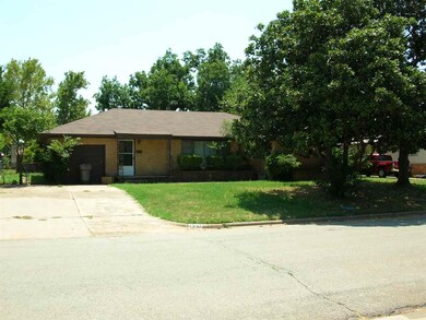 1537 Cynthia Ln, Wichita Falls, TX 76302 - photo 3