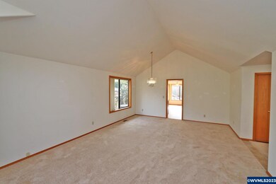 624 Valleywood Dr SE, Salem, OR 97306 - photo 6