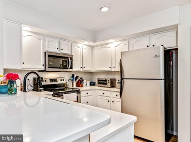 494 Berkshire Dr, Souderton, PA 18964 - photo 5