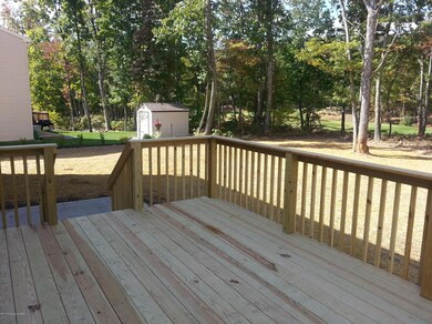 125 Fairway Dr, Drums, PA 18222 - photo 4