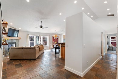 38-web-or-mls-20881-Top-Knot-Lane-Bend-O