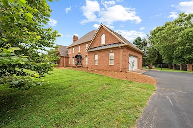 1812 Todd Trace Ct, Bowling Green, KY 42103 - photo 2