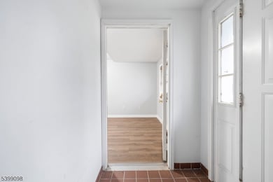 21 Personette St unit B, Caldwell, NJ 07006 - photo 3