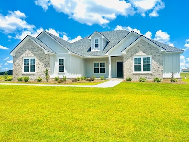 173 Indian Creek Cir, Adel, GA 31620 - photo 3