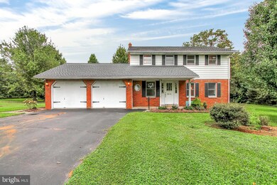 51 Paradise Ave, Shoemakersville, PA 19555 - photo 2