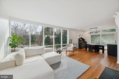 7304 Rippon Rd, Alexandria, VA 22307 - photo 6