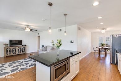 3313 N 43rd Place, Phoenix, AZ 85018 - photo 5