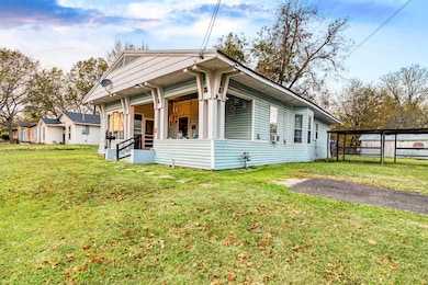 1347 E Houston St, Paris, TX 75460 - photo 2