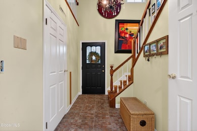 14 Carrie Ct, Schenectady, NY 12309 - photo 2