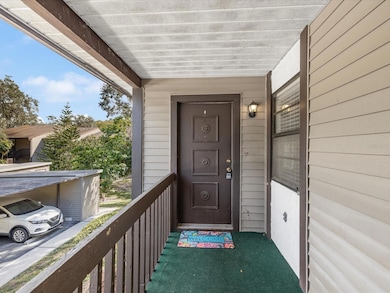 12035 Proctor Loop unit 5, New Port Richey, FL 34654 - photo 3