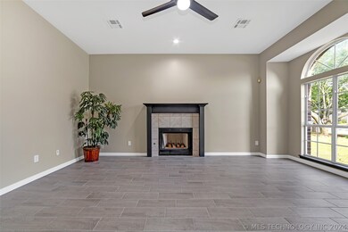 19605 E 39th Place S, Broken Arrow, OK 74014 - photo 6