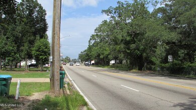 1808 E Pass Rd, Gulfport, MS 39507 - photo 4