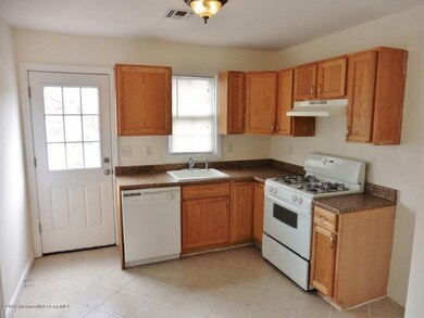 347 Shoreland Cir, South Amboy, NJ 08879 - photo 2