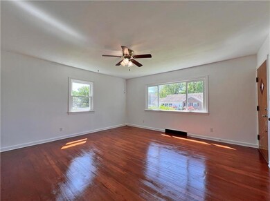 19 E Montgomery St, Allentown, PA 18103 - photo 6