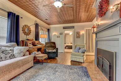 1222 W Sears St, Denison, TX 75020 - photo 7