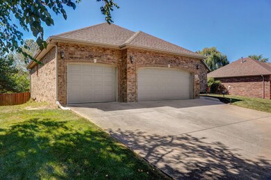 605 N Milton Dr, Nixa, MO 65714 - photo 3