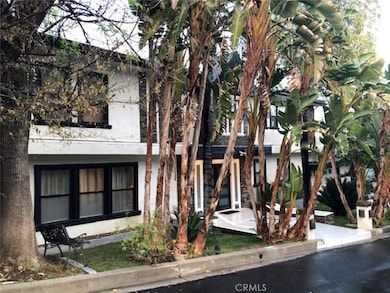 5128 Llano Dr, Woodland Hills, CA 91364 - photo 2