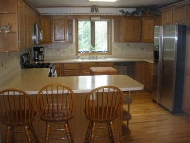 191 Harvest Cir, Oregon, WI 53575 - photo 4