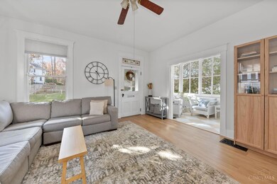 30 E Sharon Rd, Cincinnati, OH 45246 - photo 5