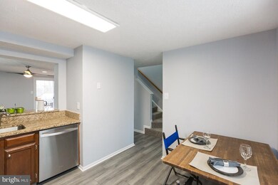 9568 Donnan Castle Ct, Laurel, MD 20723 - photo 4