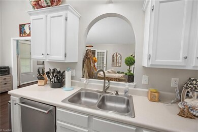 4308 Chilton Way, High Point, NC 27265 - photo 7